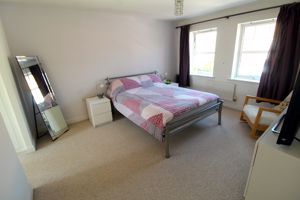 Bedroom- click for photo gallery